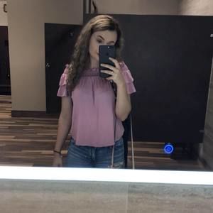 Meet your Posher, Sierra